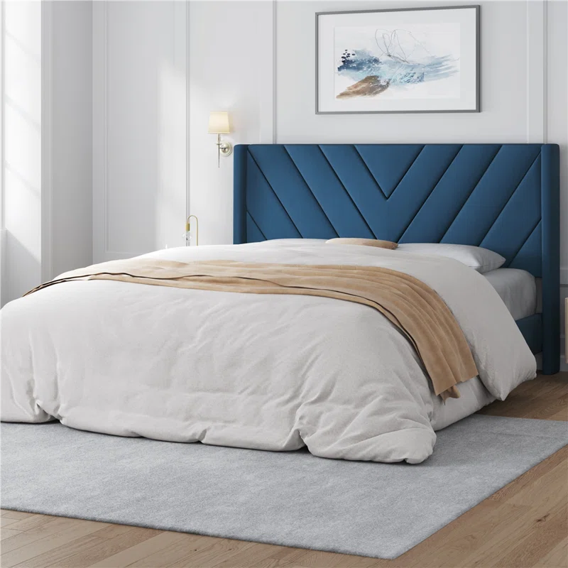 Permelia Queen lines Bed
